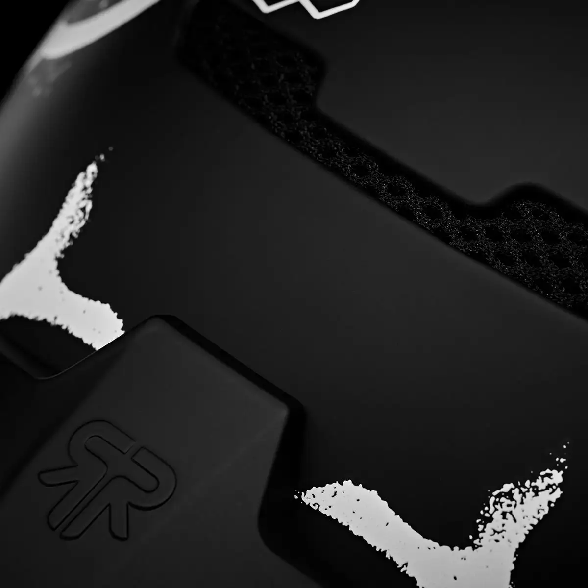 RG1-DX Helmet - Disarray 21/22 ASIAN FIT 6 RG1-DX Helmet - Disarray 21/22 ASIAN FIT